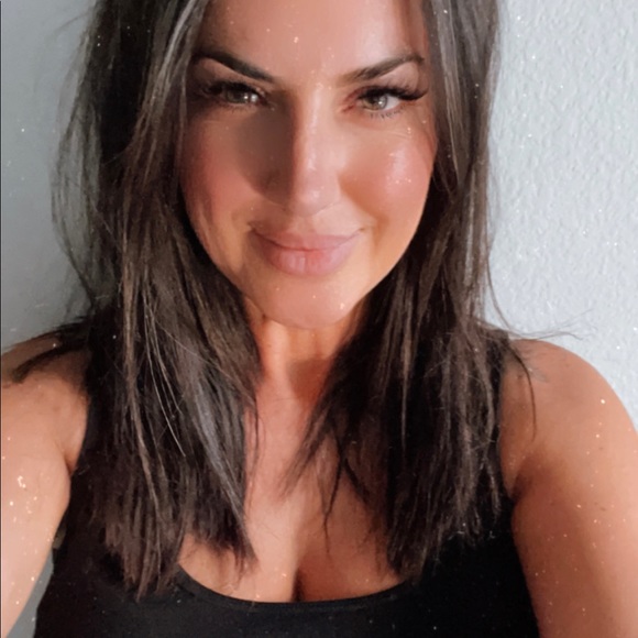 Hi, I’m Pegah. - Picture 2 of 9